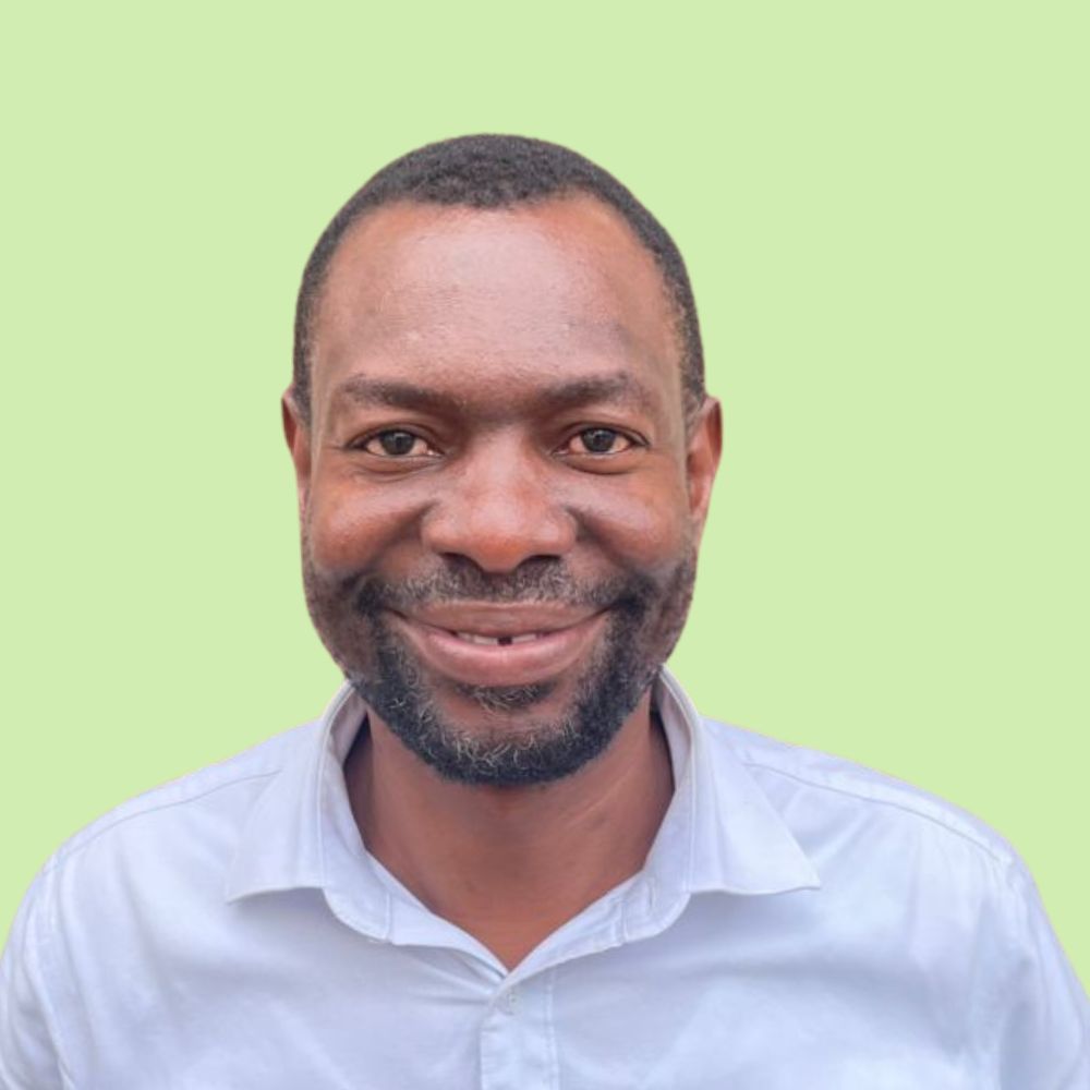 Surv. Desmond Hortor, Lands Services Officer